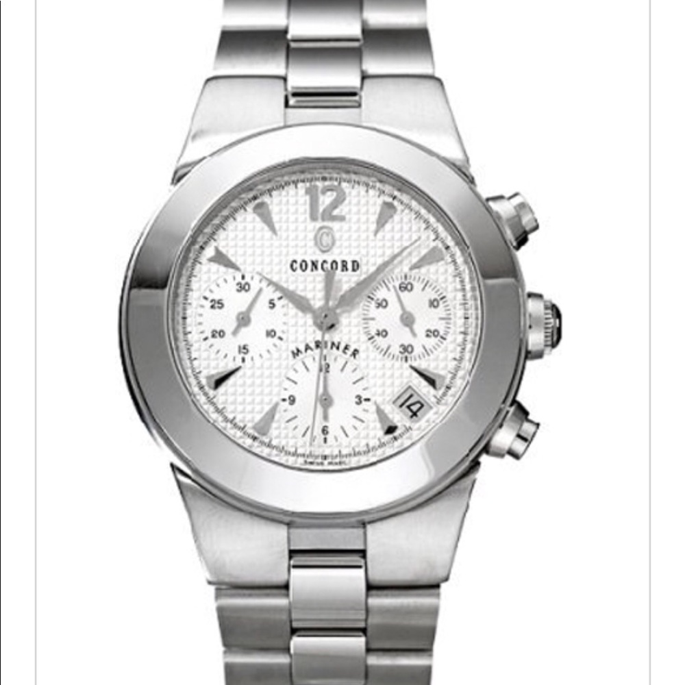 MAKE an OFFER Mint condition Concord watch